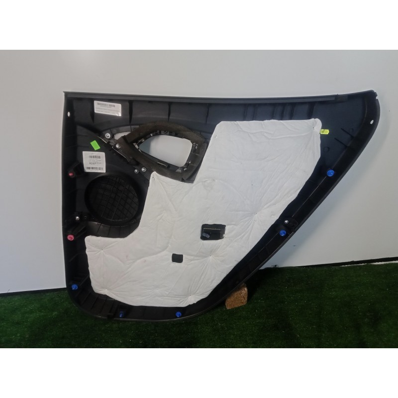 Recambio de guarnecido puerta trasera izquierda para hyundai ix35 1.7 crdi cat referencia OEM IAM   