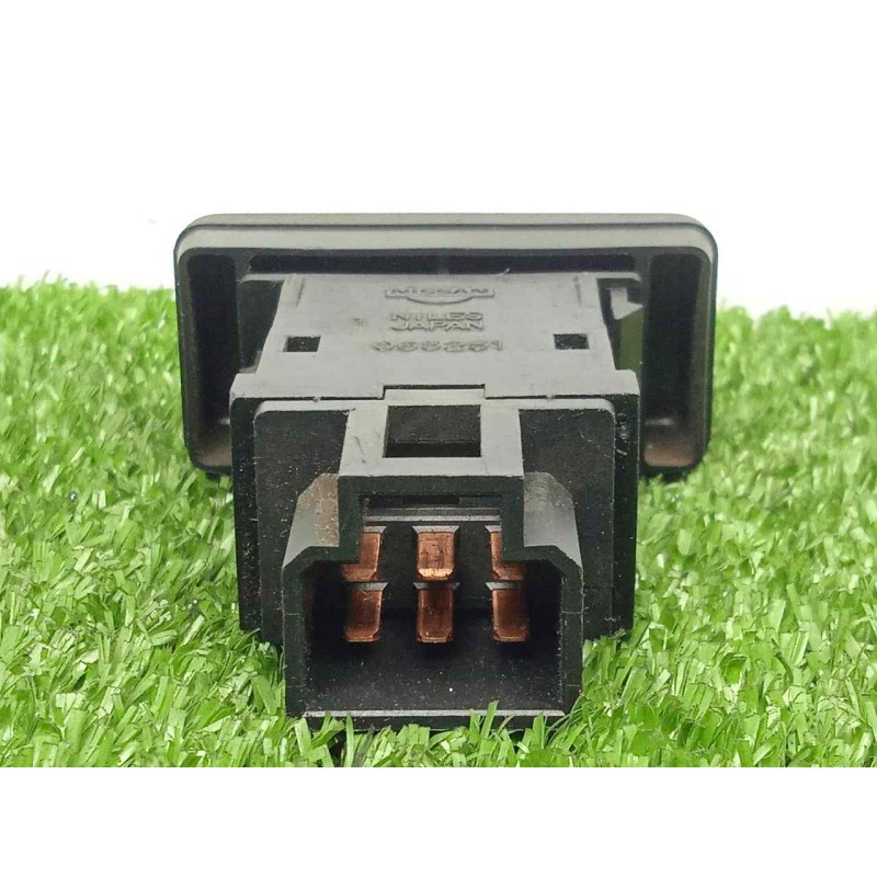 Recambio de interruptor para nissan terrano/terrano.ii (r20) 2.7 turbodiesel referencia OEM IAM 253700F000-065251  