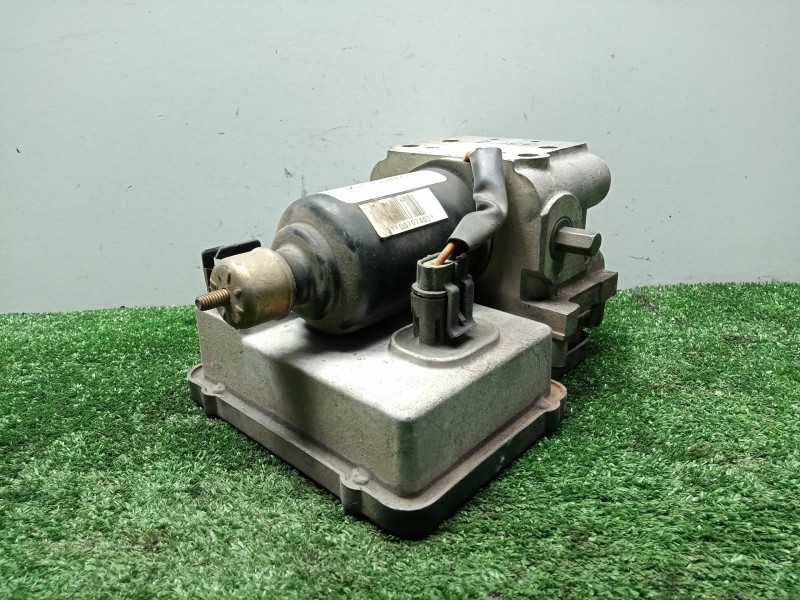 Recambio de abs para opel vectra b berlina referencia OEM IAM 13039901S108022001C13040101  