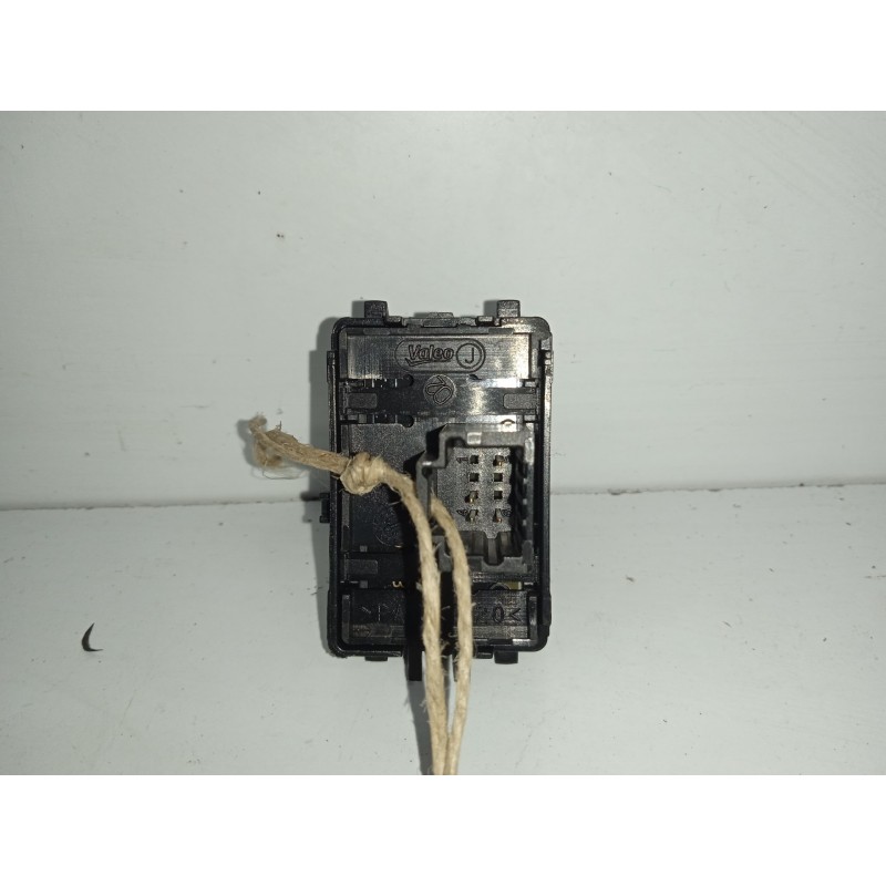 Recambio de mando elevalunas trasero derecho para renault scenic iii grand dynamique referencia OEM IAM 254010003R 4.PINES 