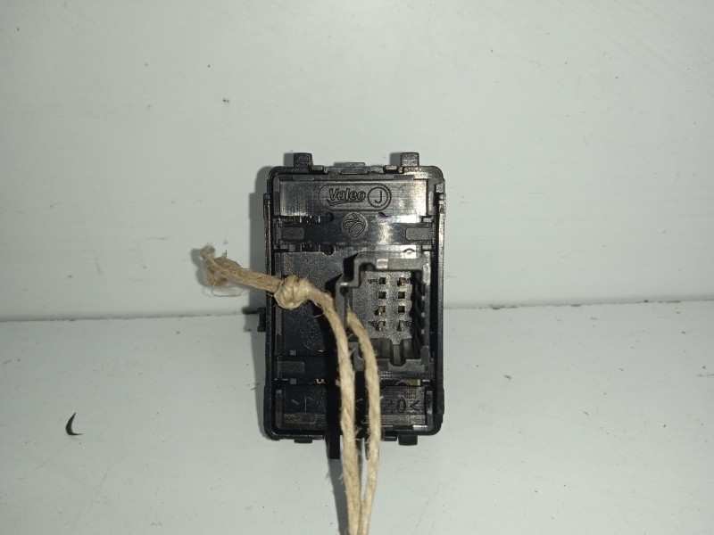 Recambio de mando elevalunas trasero derecho para renault scenic iii grand dynamique referencia OEM IAM 254010003R 4.PINES 