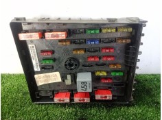 Recambio de caja reles / fusibles para volkswagen passat berlina (3c2) 2.0 tdi referencia OEM IAM 3C09712490  