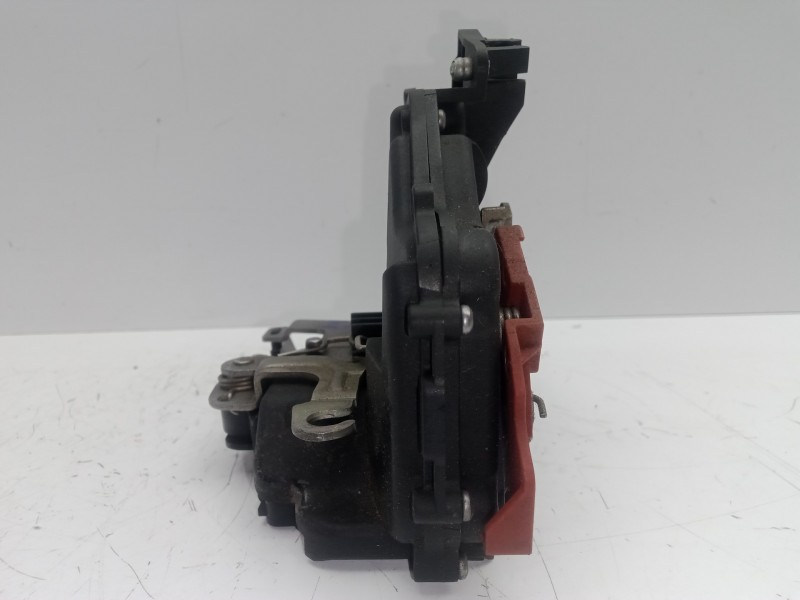 Recambio de cerradura puerta trasera izquierda para volkswagen touran (1t1) 2.0 tdi referencia OEM IAM 7L0839015  