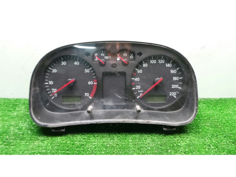 Recambio de cuadro instrumentos para volkswagen golf iv berlina (1j1) 1.4 16v referencia OEM IAM 0263611000-1J0919861  