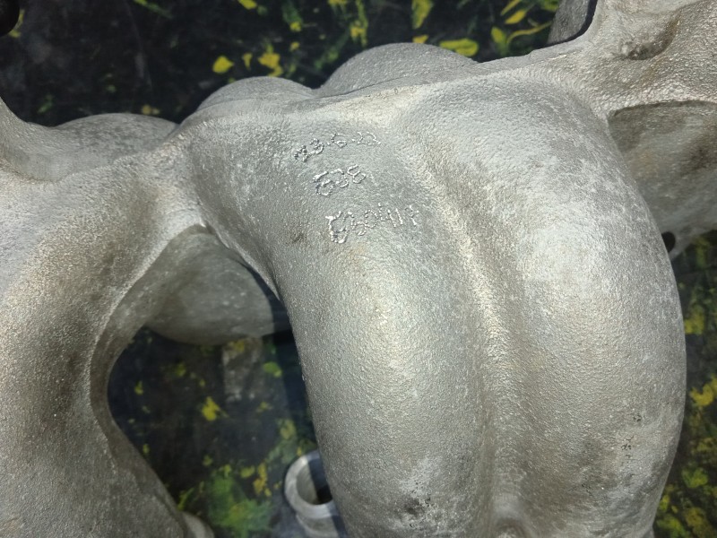 Recambio de colector admision para volkswagen touareg (7la) 2.5 tdi referencia OEM IAM 070129713H  