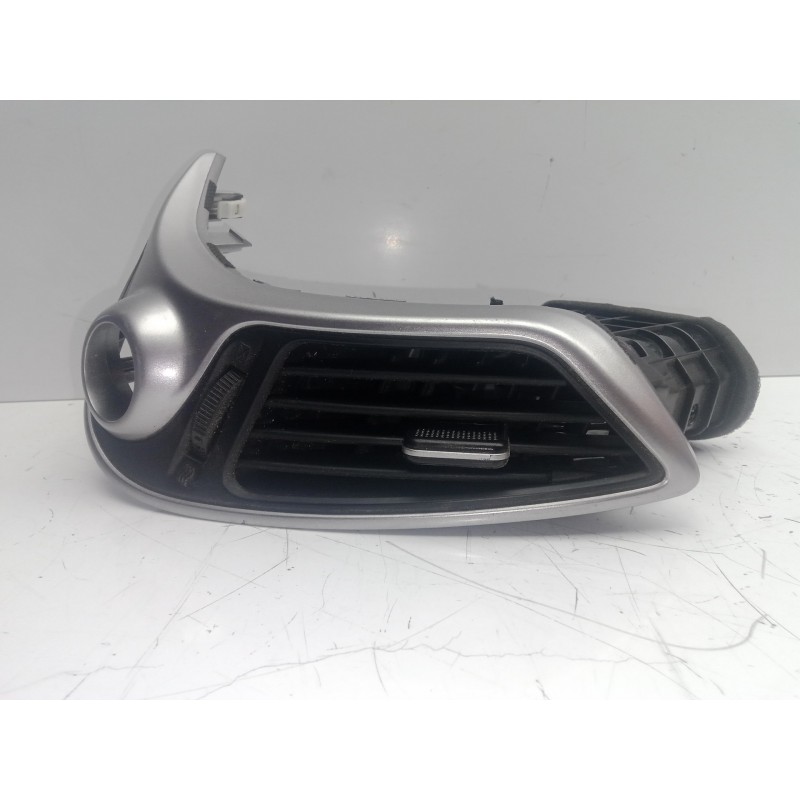 Recambio de aireador delantero central para hyundai ix35 1.7 crdi cat referencia OEM IAM 974102S000 CENRTAL.IZQUIERDO 