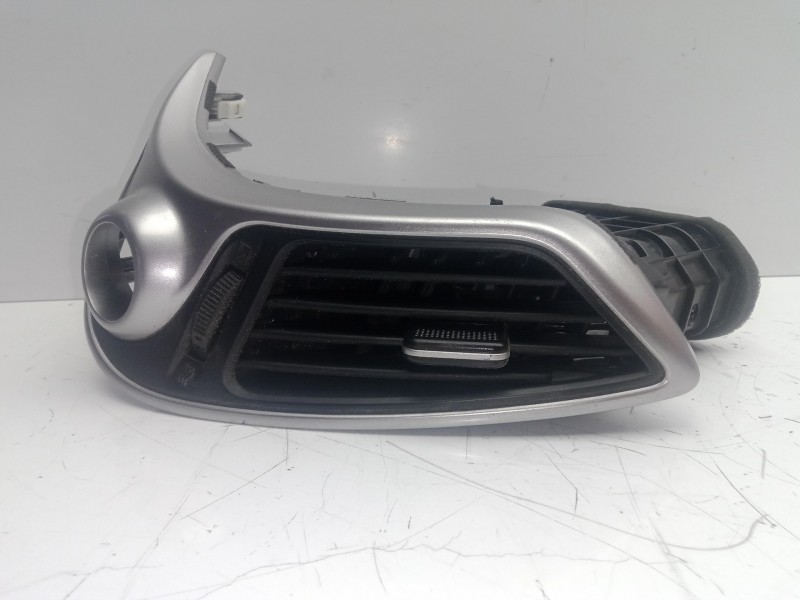 Recambio de aireador delantero central para hyundai ix35 1.7 crdi cat referencia OEM IAM 974102S000 CENRTAL.IZQUIERDO 