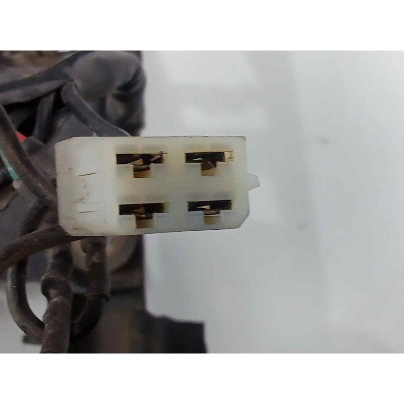 Recambio de electroventilador para bmw serie 5 berlina (e39) 2.5 turbodiesel cat referencia OEM IAM SINREFERENCIA Ø DIAMETRO: 40
