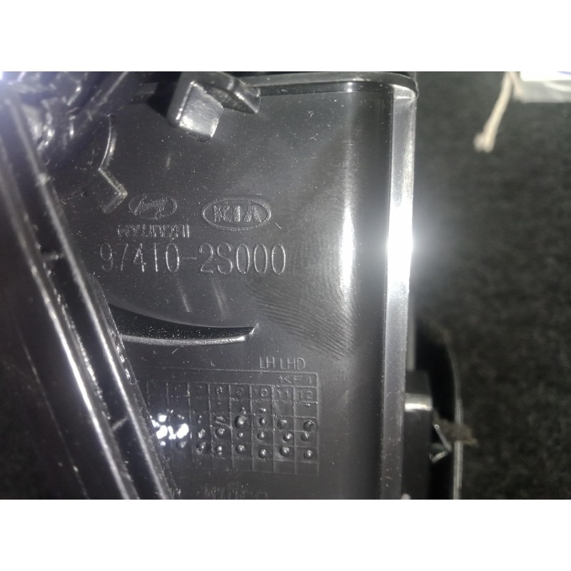 Recambio de aireador delantero central para hyundai ix35 1.7 crdi cat referencia OEM IAM 974102S000 CENRTAL.IZQUIERDO 