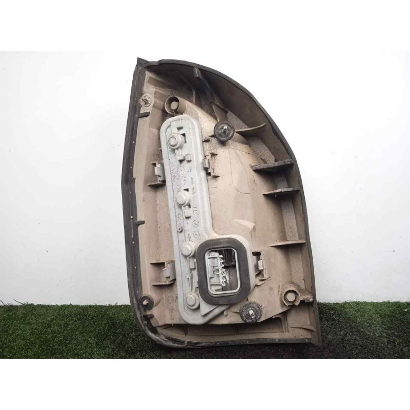 Recambio de piloto trasero derecho para opel zafira a 2.0 dti referencia OEM IAM  99-05 BLANCO