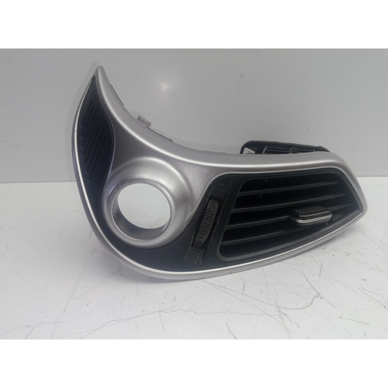 Recambio de aireador delantero central para hyundai ix35 1.7 crdi cat referencia OEM IAM 974102S000 CENRTAL.IZQUIERDO 