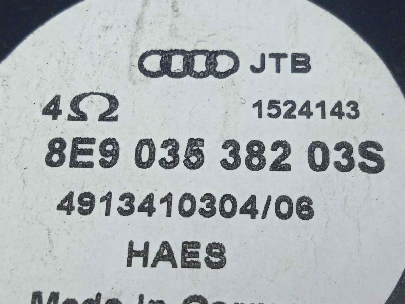 Recambio de sistema audio / radio cd para audi a4 avant (8e) 2.0 tdi referencia OEM IAM 8E9035382-8E903538203S  