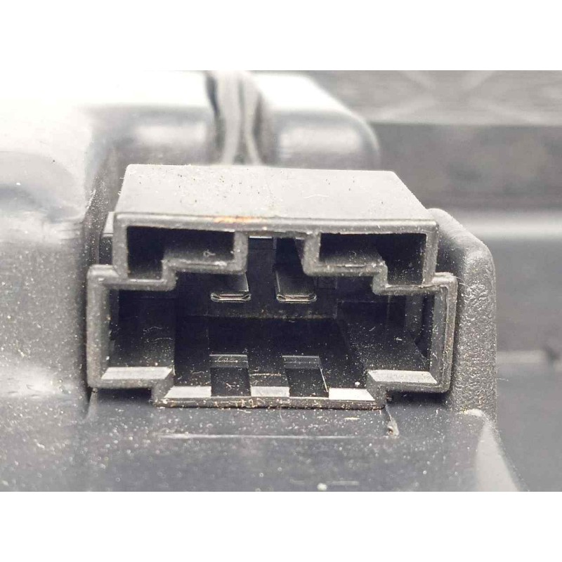 Recambio de sistema audio / radio cd para audi a4 avant (8e) 2.0 tdi referencia OEM IAM 8E9035382-8E903538203S  