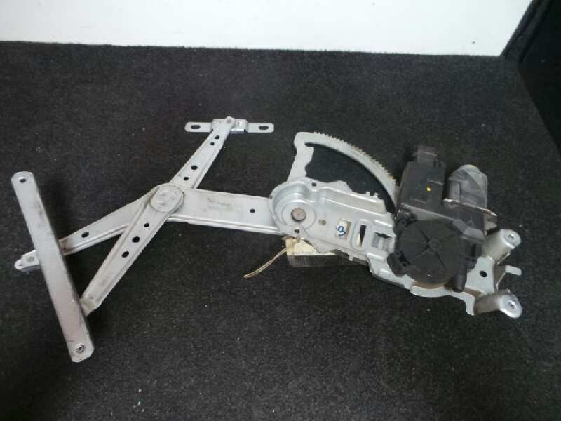 Recambio de elevalunas delantero derecho para opel corsa c 1.0 12v cat (z 10 xe / lw3) referencia OEM IAM 24466594-400709A CORSA