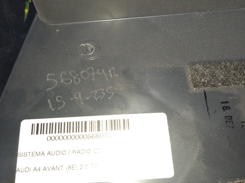 Recambio de sistema audio / radio cd para audi a4 avant (8e) 2.0 tdi referencia OEM IAM 8E9035382-8E903538203S  