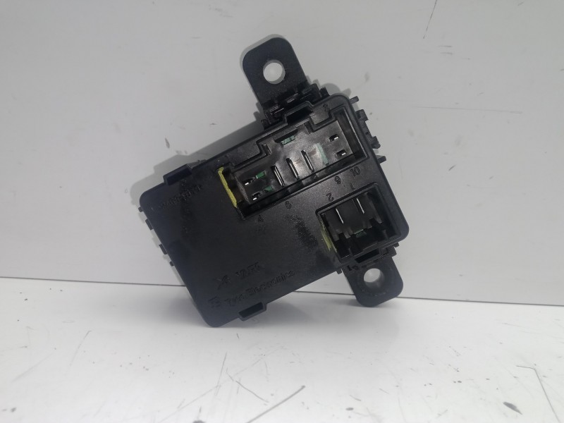 Recambio de rele para hyundai ix35 1.7 crdi cat referencia OEM IAM 919401M510 2.ENCHUFES 