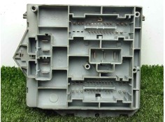 Recambio de caja reles / fusibles para fiat punto berlina (188) 1.2 cat referencia OEM IAM 46763650   2