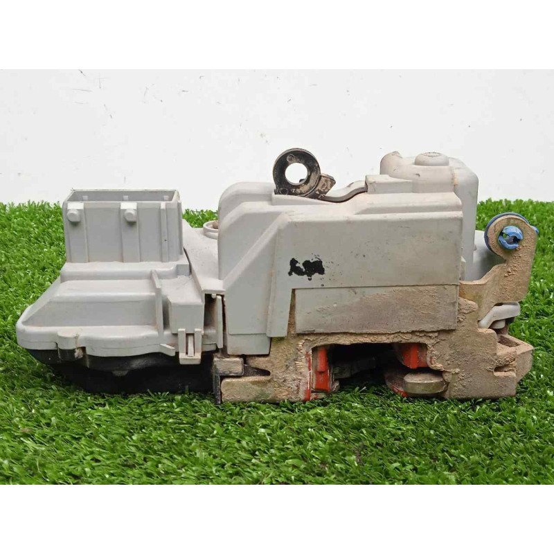 Recambio de cerradura puerta delantera izquierda para citroën berlingo 1.9 diesel referencia OEM IAM SINREFERENCIA 96-08 - ENCHU