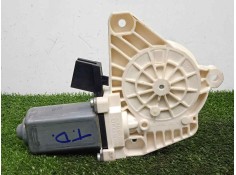 Recambio de motor elevalunas trasero derecho para mercedes-benz clase b (w245) 2.0 cdi cat referencia OEM IAM 996147101-A1698202