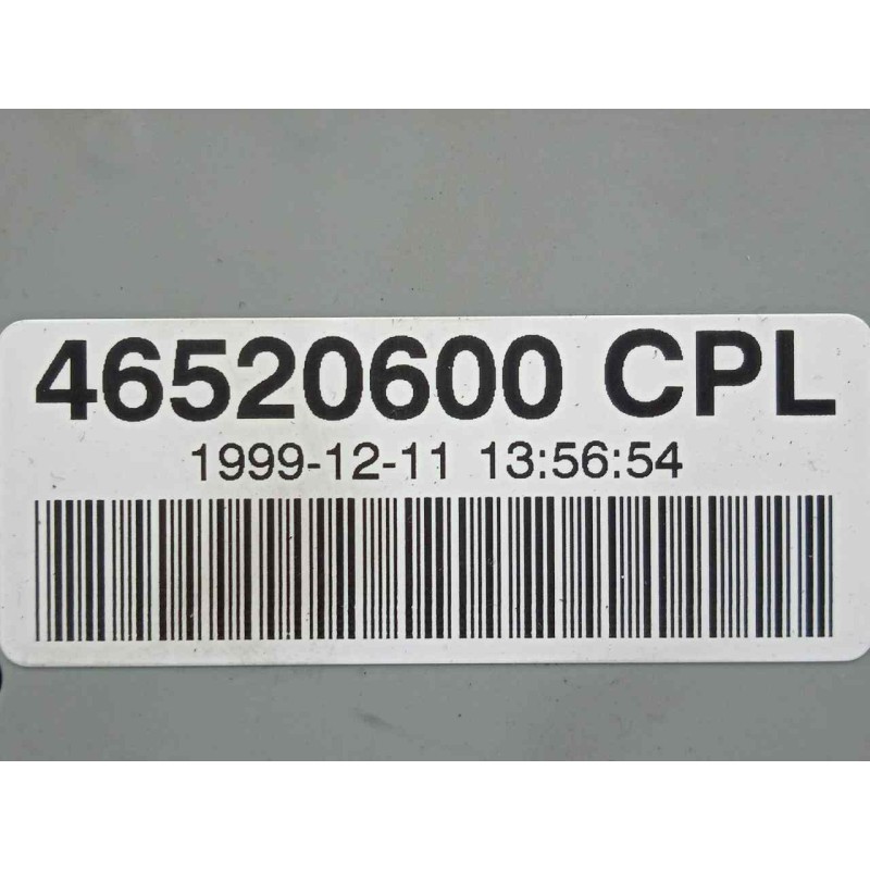 Recambio de caja reles / fusibles para fiat punto berlina (188) 1.2 cat referencia OEM IAM 46520600CPL-46774358NPL  