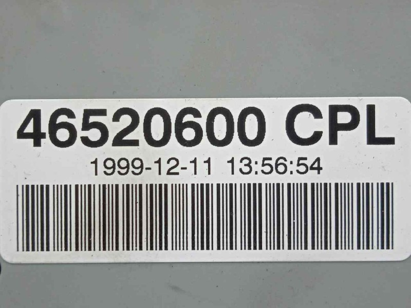 Recambio de caja reles / fusibles para fiat punto berlina (188) 1.2 cat referencia OEM IAM 46520600CPL-46774358NPL  