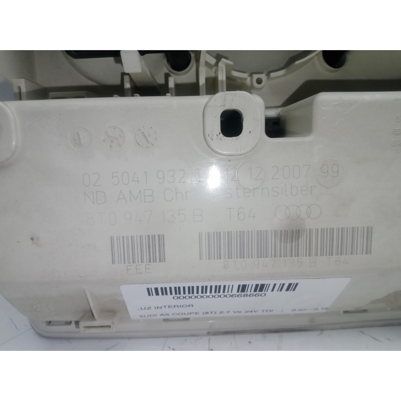 Recambio de luz interior para audi a5 coupe (8t) 2.7 v6 24v tdi referencia OEM IAM 8T0947135B  