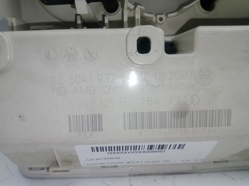 Recambio de luz interior para audi a5 coupe (8t) 2.7 v6 24v tdi referencia OEM IAM 8T0947135B  