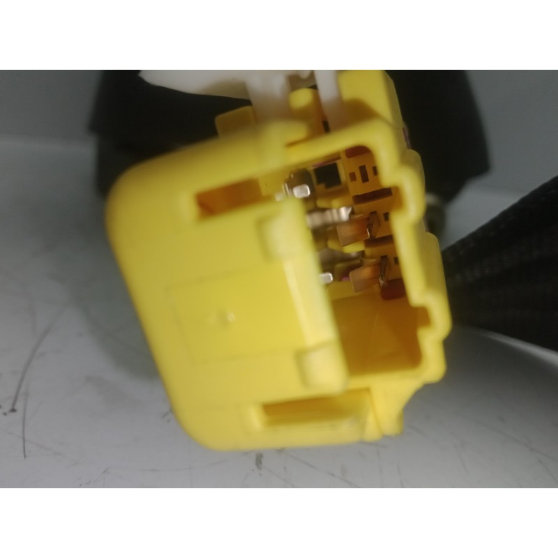 Recambio de cinturon seguridad delantero derecho para volkswagen touran (1t1) 2.0 tdi referencia OEM IAM 33014051  