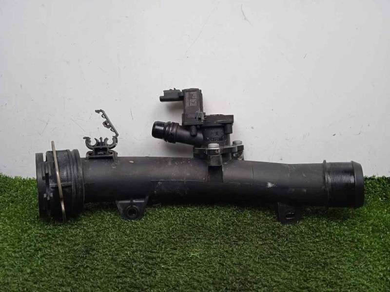 Recambio de tubo presion turbocompresor para opel crossland x 1.2 referencia OEM IAM 9806487880-9676981680-9677537380 RIGIDO 