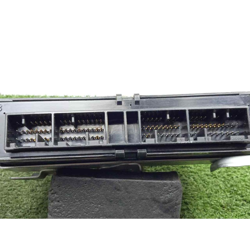 Recambio de centralita abs para lexus is200 (gxe10) sport cross referencia OEM IAM 8954053210-0794008830  