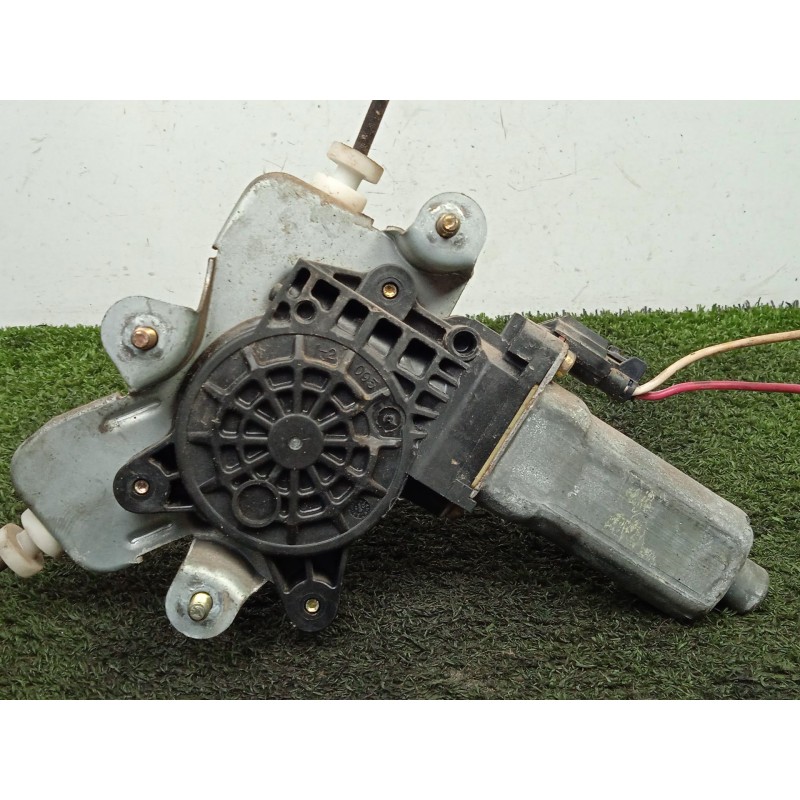Recambio de elevalunas trasero izquierdo para ssangyong rodius 2.7 turbodiesel cat referencia OEM IAM SINREFERNCIA CON.MOTOR ELE