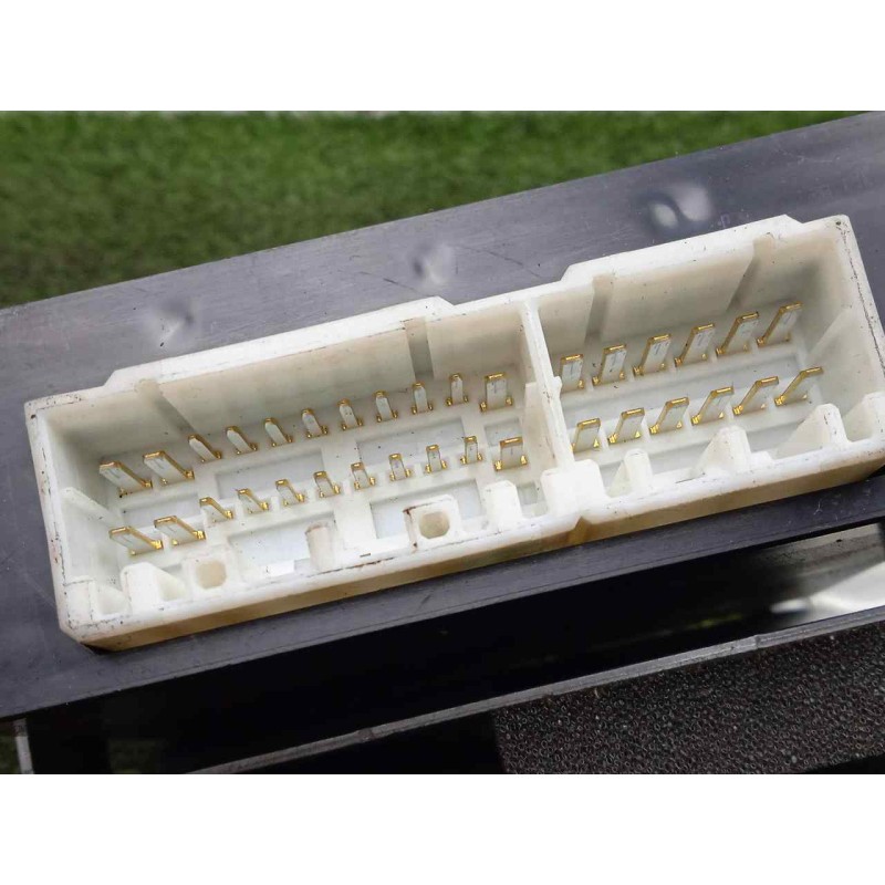 Recambio de modulo electronico para lexus is200 (gxe10) sport cross referencia OEM IAM 8973053080-2370002730  