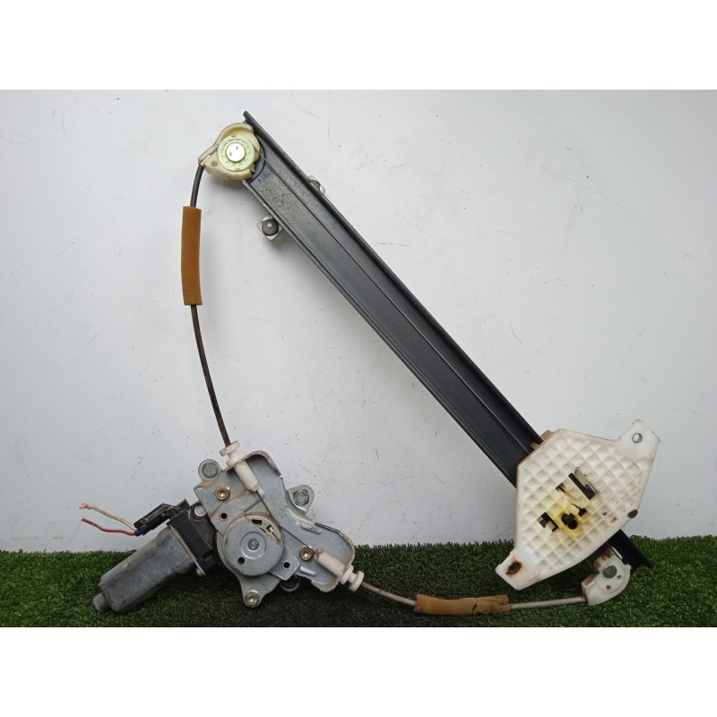 Recambio de elevalunas trasero izquierdo para ssangyong rodius 2.7 turbodiesel cat referencia OEM IAM SINREFERNCIA CON.MOTOR ELE