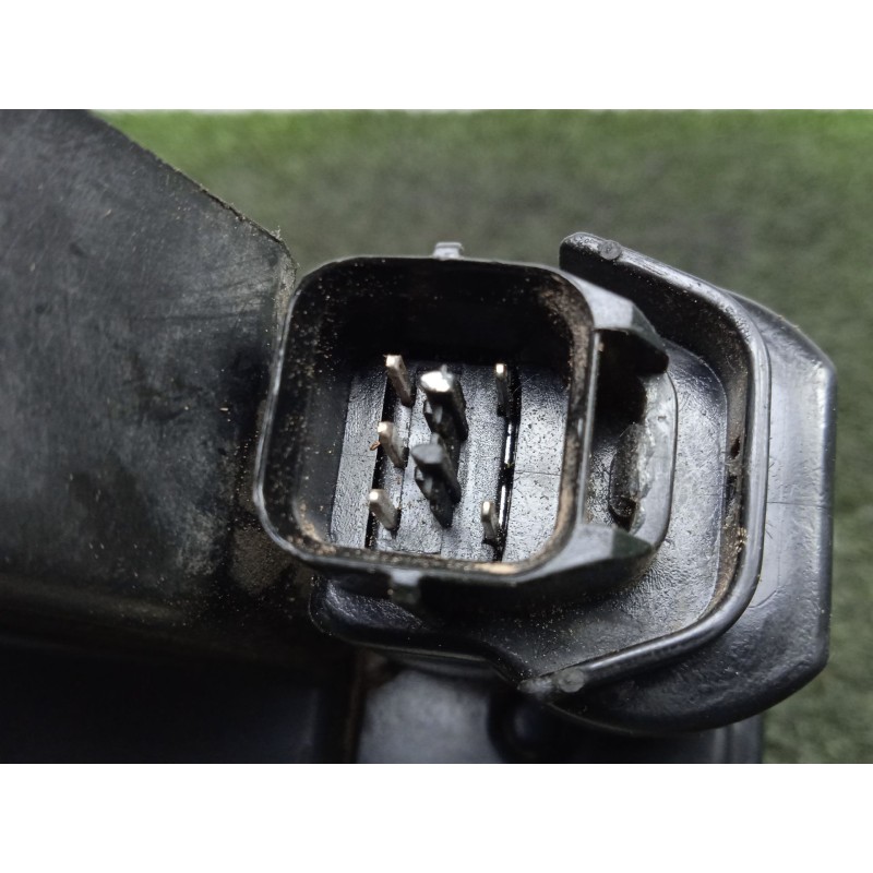 Recambio de cerradura puerta delantera izquierda para ssangyong rodius 2.7 turbodiesel cat referencia OEM IAM SINREFERENCIA 5.PI