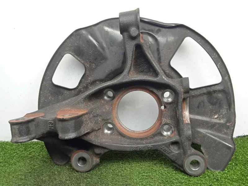 Recambio de mangueta delantera derecha para man tge kasten (uy) 2.0 tdi referencia OEM IAM 2N0407258B  