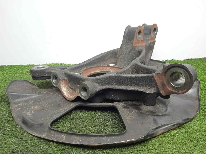 Recambio de mangueta delantera derecha para man tge kasten (uy) 2.0 tdi referencia OEM IAM 2N0407258B  