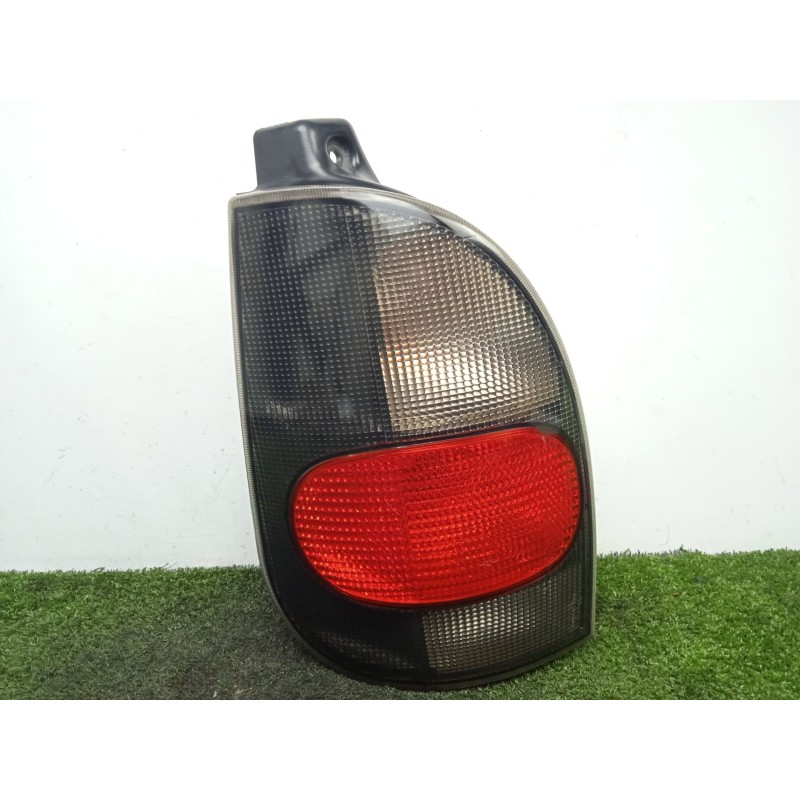 Recambio de piloto trasero izquierdo para renault espace / grand espace (je0) 2.2 dci referencia OEM IAM 6025301101  VALEO