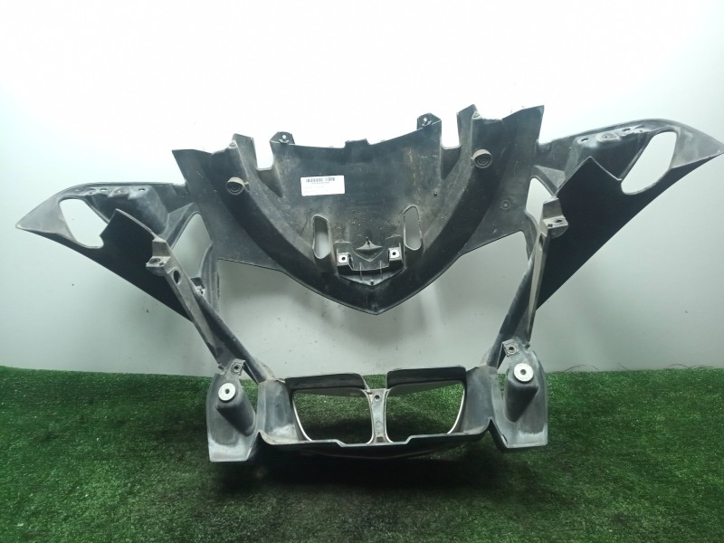 Recambio de carenado delantero para bmw r 1200 rt/st referencia OEM IAM 46637682929 K26 - 05-10 FRONTAL