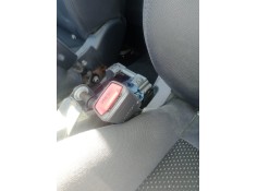 Recambio de enganche cinturon delantero izquierdo para hyundai i30cw 1.6 crdi cat referencia OEM IAM   