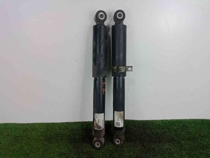 Recambio de juego amortiguadores trasero para man tge kasten (uy) 2.0 tdi referencia OEM IAM 2N0513029L  