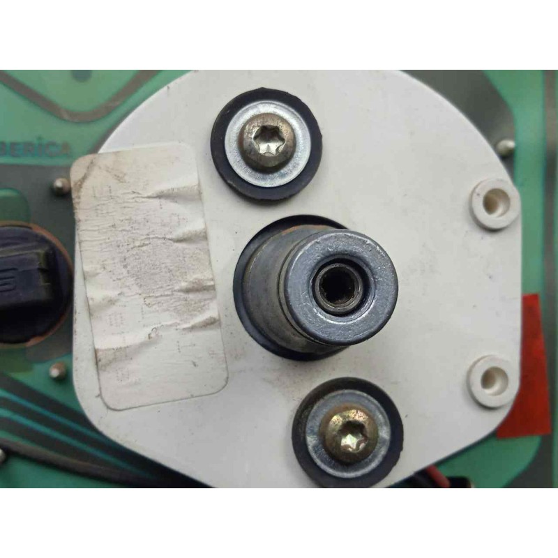 Recambio de cuadro instrumentos para seat marbella 0.9 cat referencia OEM IAM 19691701-39927320  