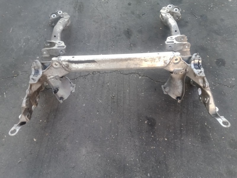 Recambio de puente delantero para audi a5 coupe (8t) 2.7 v6 24v tdi referencia OEM IAM   