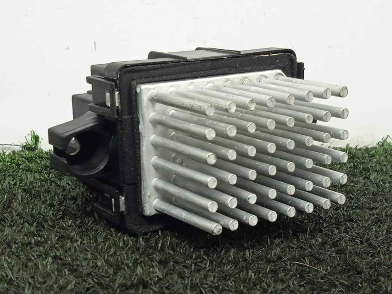 Recambio de resistencia calefaccion para opel insignia sports tourer 2.0 16v cdti referencia OEM IAM 13503201  