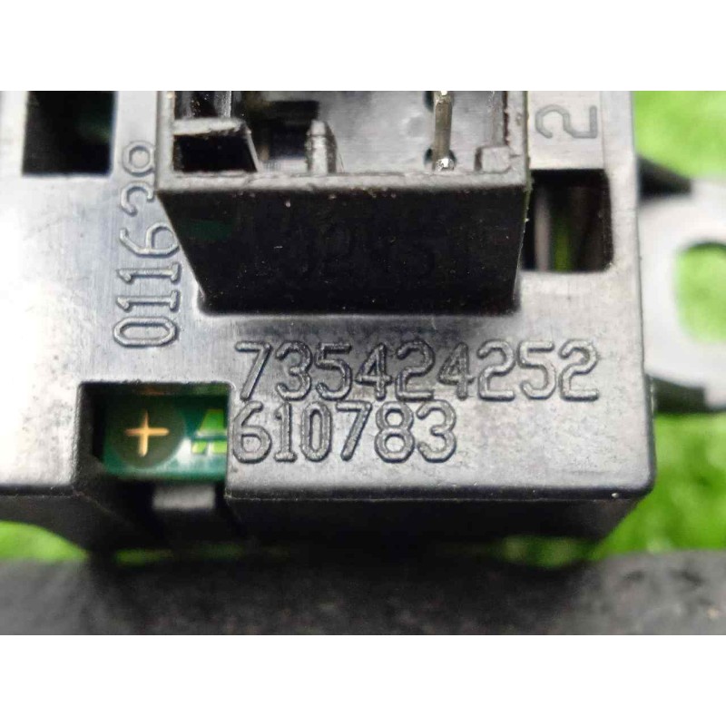 Recambio de warning para fiat bravo (198) 1.9 8v jtd cat referencia OEM IAM 735424252-610783 3.PINES 