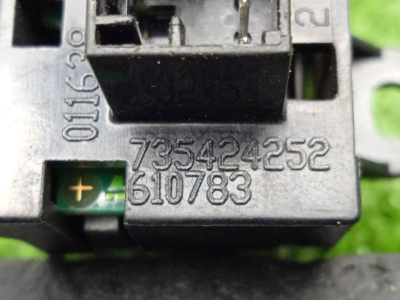Recambio de warning para fiat bravo (198) 1.9 8v jtd cat referencia OEM IAM 735424252-610783 3.PINES 