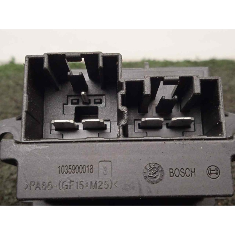 Recambio de resistencia calefaccion para opel insignia sports tourer 2.0 16v cdti referencia OEM IAM 13503201  