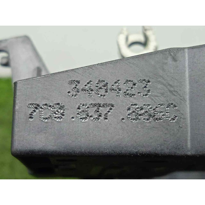 Recambio de maneta exterior delantera derecha para man tge kasten (uy) 2.0 tdi referencia OEM IAM 7C0837886C  