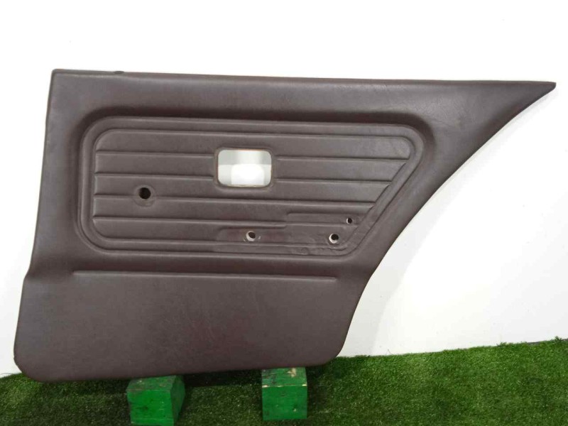 Recambio de guarnecido puerta trasera derecha para bmw serie 3 berlina (e30) 1.6 referencia OEM IAM   