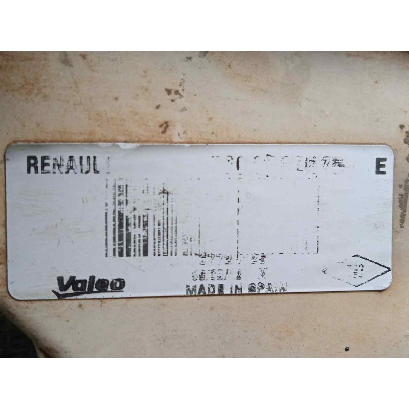 Recambio de faro antiniebla derecho para renault laguna (b56) 2.2 turbodiesel referencia OEM IAM 7701042675E 94/98 