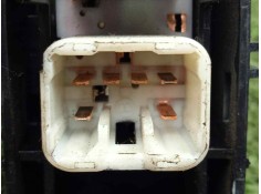 Recambio de mando elevalunas delantero derecho para lexus is200 (gxe10) sport cross referencia OEM IAM 8403053010C0   2